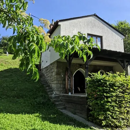 Chata Vinny Sklep Bobule Morkuvky Exterior photo