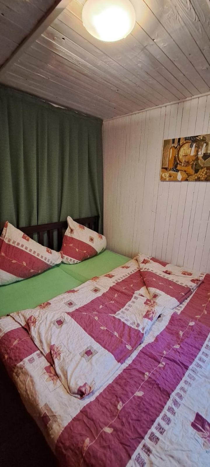 Vinný Sklep Bobule Morkŭvky